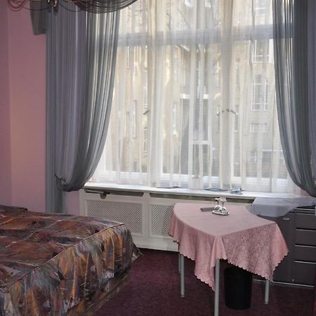 Hotel Pension Savoy Near Kurfuerstendamm Берлин Номер фото