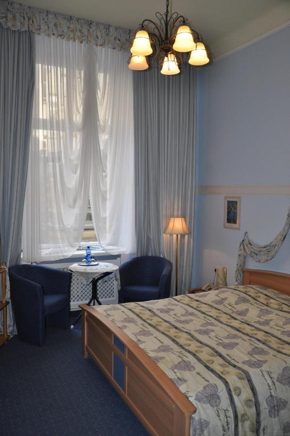 Hotel Pension Savoy Near Kurfuerstendamm Берлин Номер фото